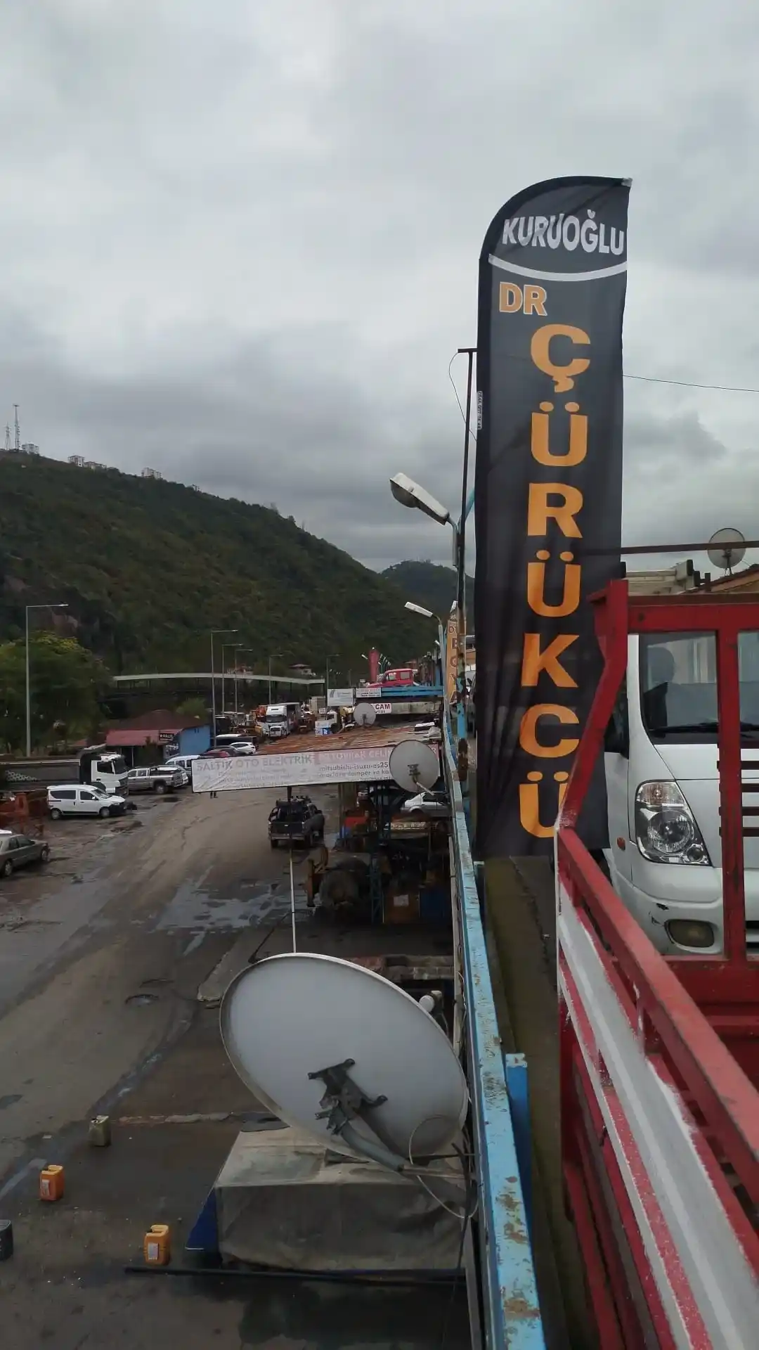 Oto Tamirci Yelken Bayrağı-30